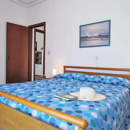 Fantastic In Caorle With Shared Pool *